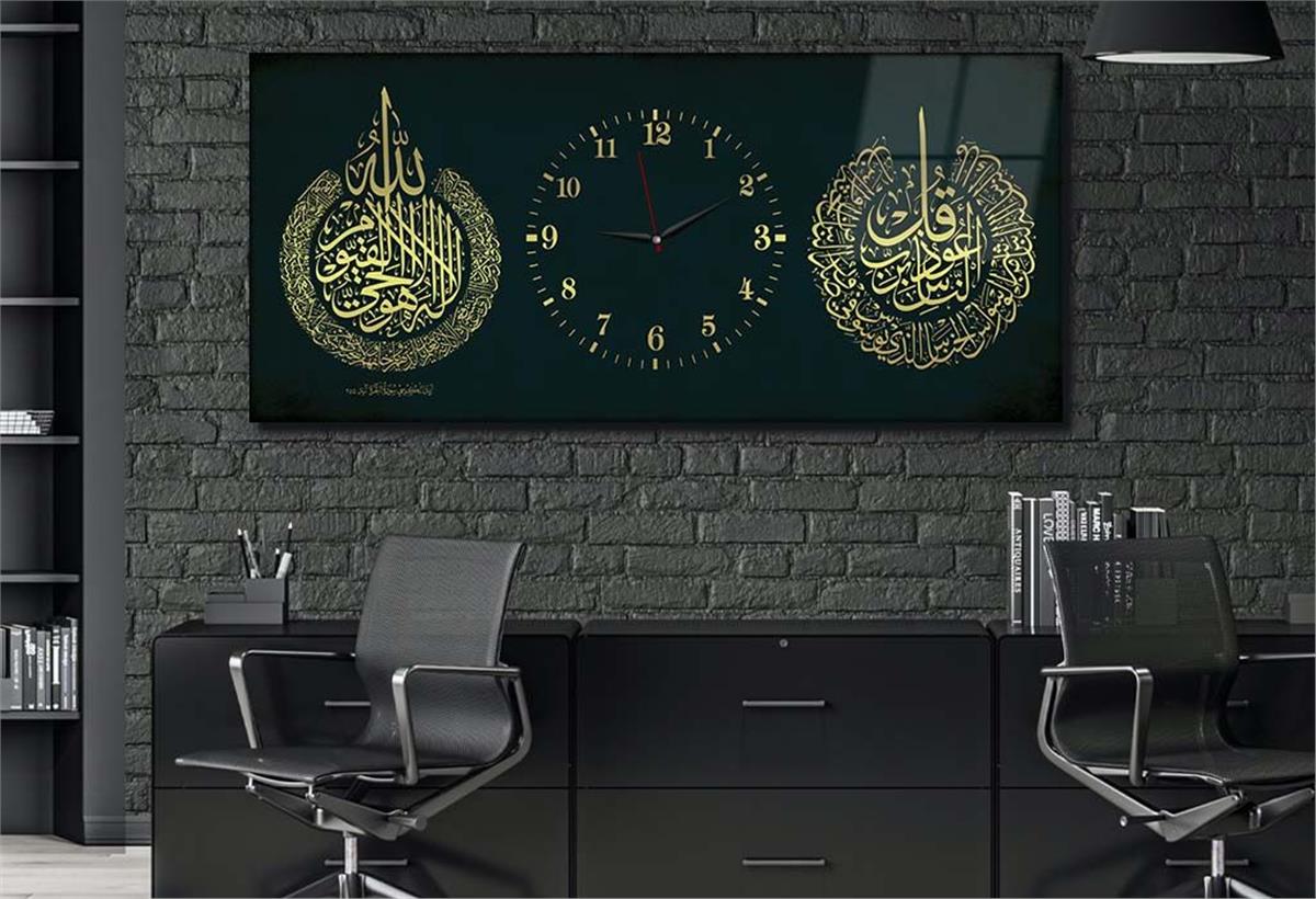 لوحة زجاجية أفقية ذات طابع ديني مع ساعة في الوسط 085