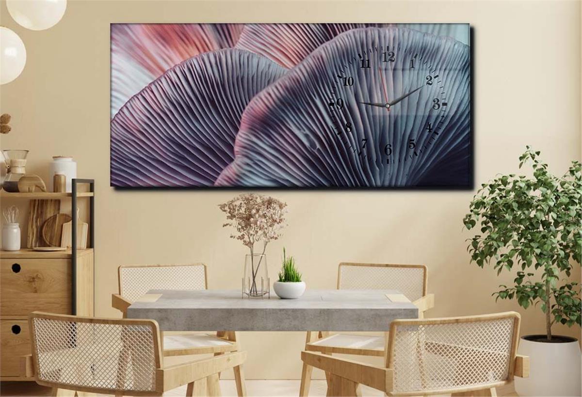 Horizontal bedrucktes Glas mit Kunst und Naturthema und einer Uhr an der Seite 071