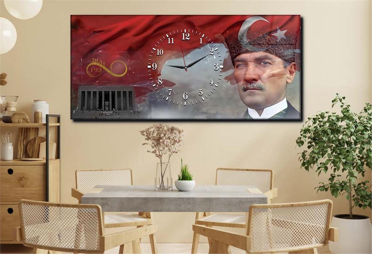 Horizontal bedrucktes Glas mit Nationenthema und einer Uhr in der Mitte 071