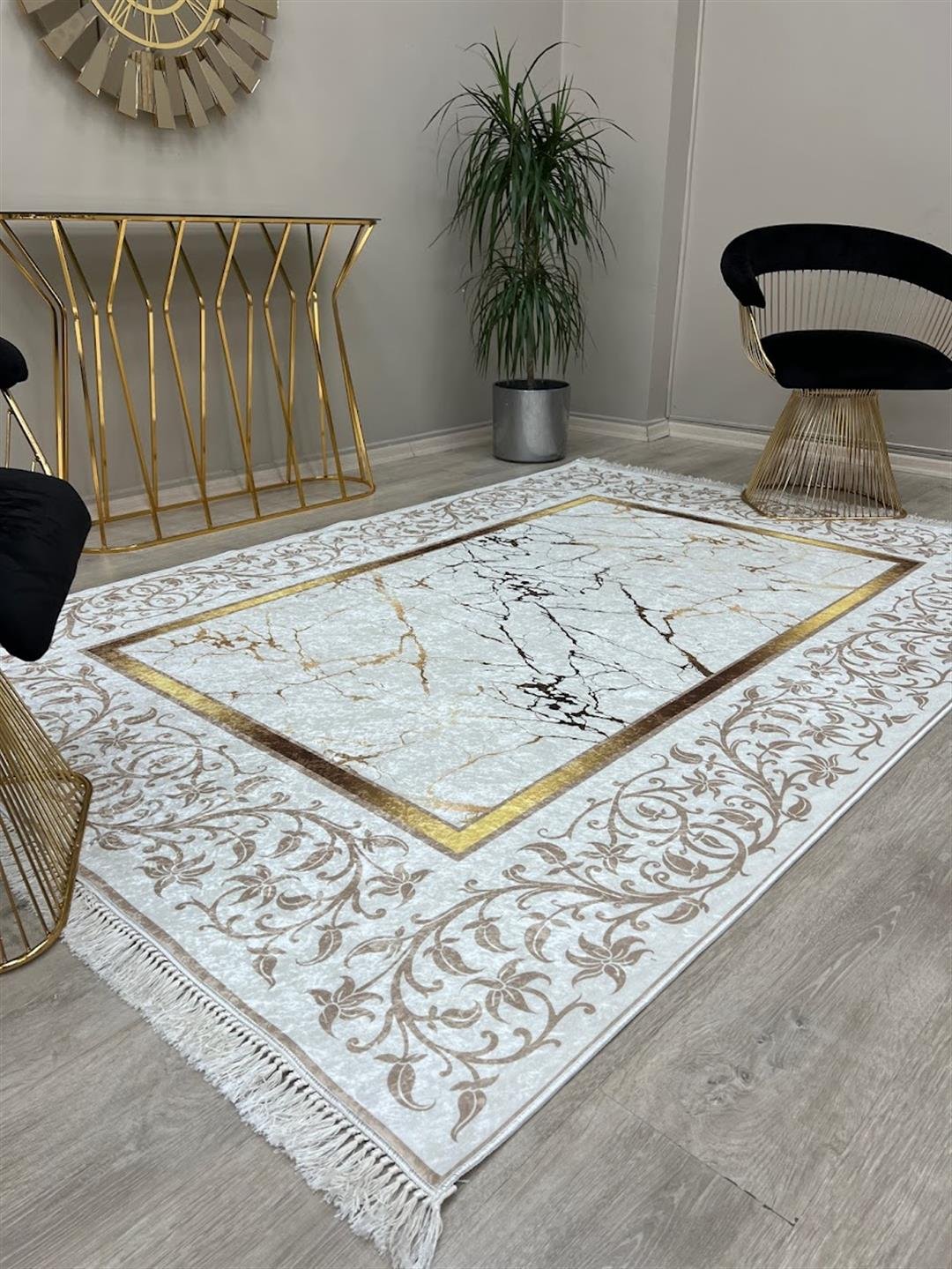 Kaymaz Dokuma Tabanlı Makinede Yıkanabilir Halı