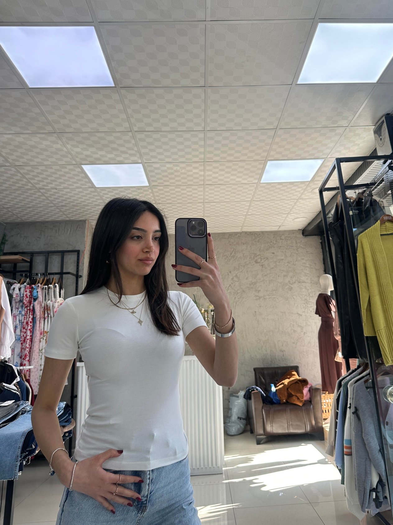 BEYAZ BUZZY KUMAŞ KISA KOLLU BODY