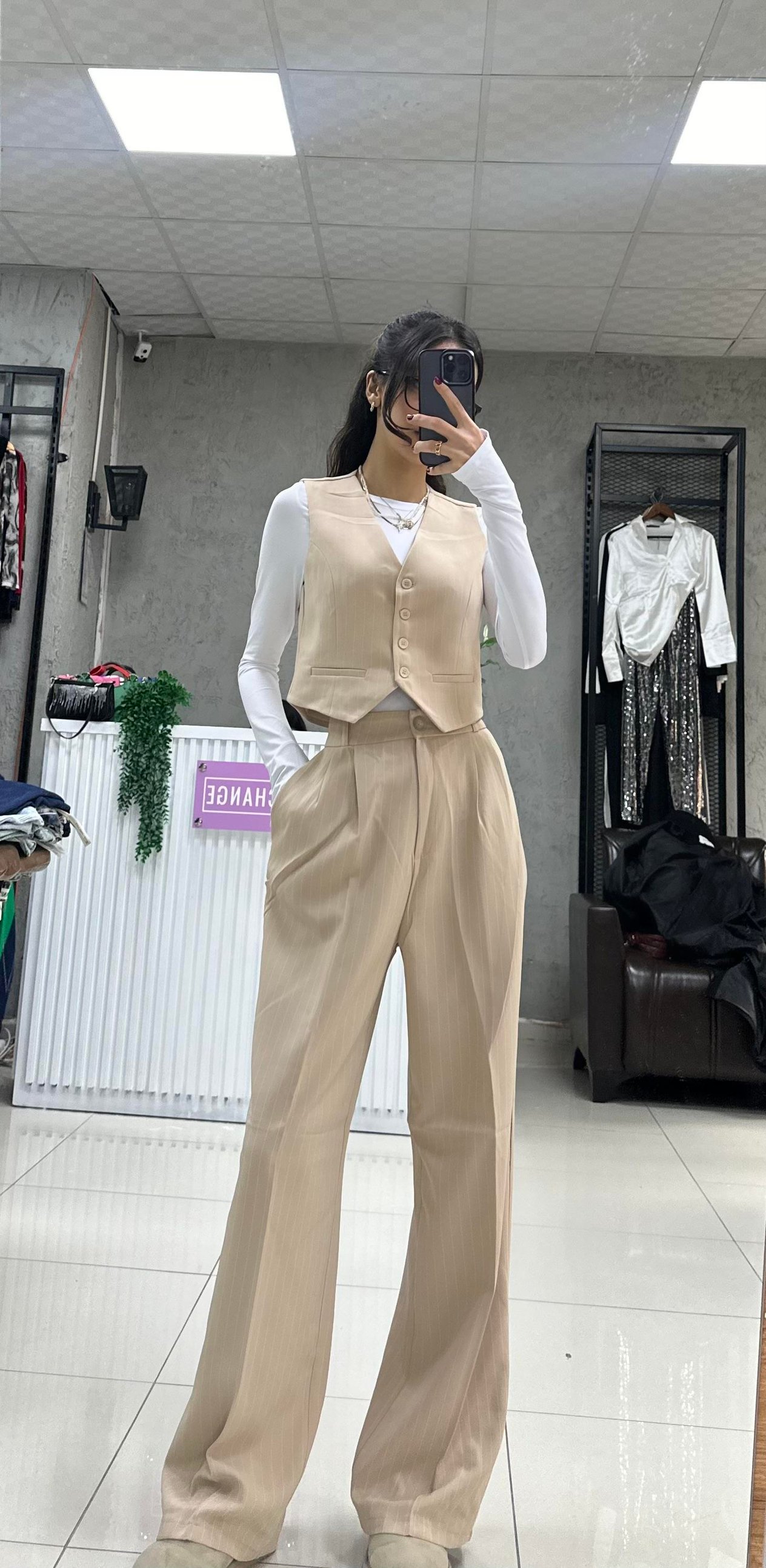 KREM ÇİZGİLİ YELEK PANTOLON TAKIM