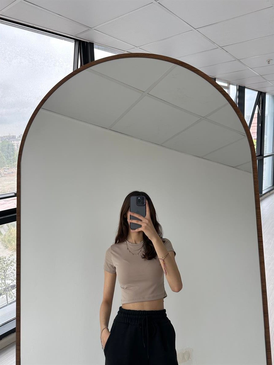 KREM SANDY KUMAŞ BASİC CROP