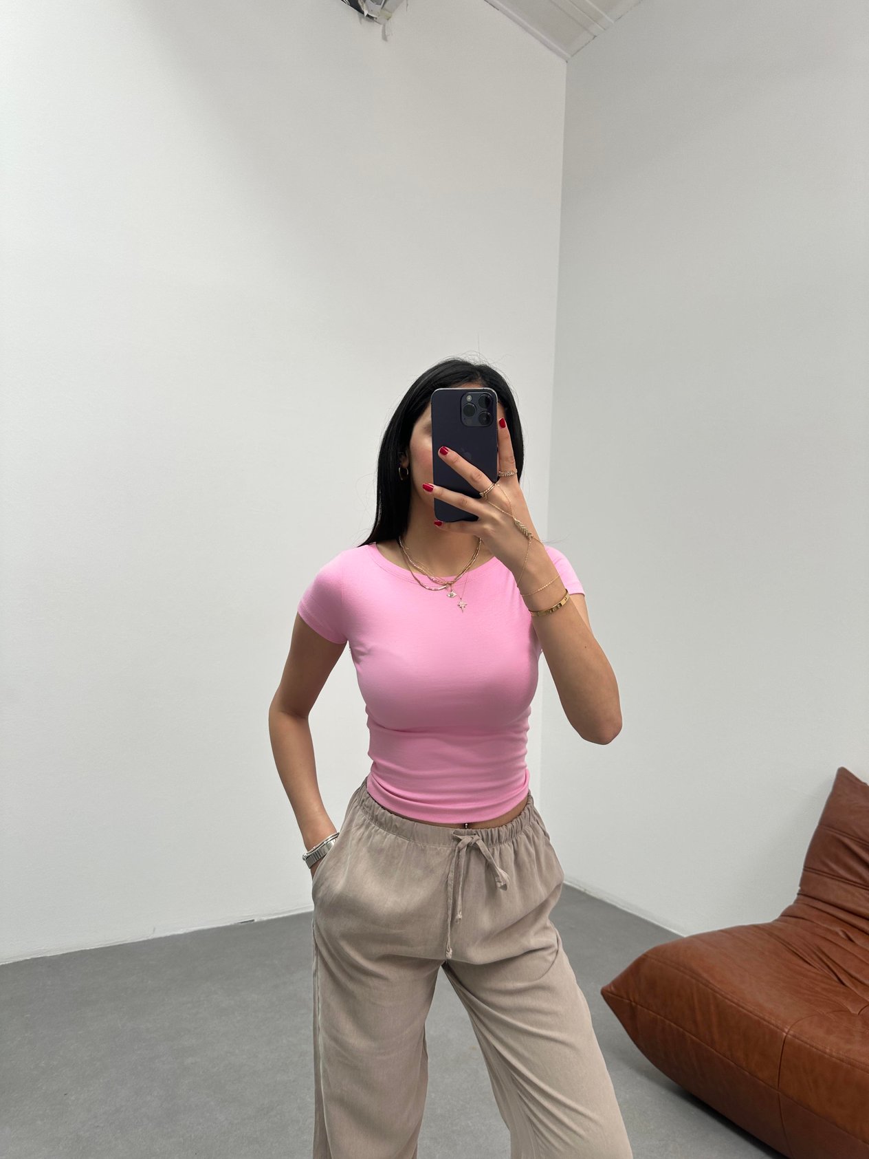 PEMBE BASIC KISA KOLLU BODY