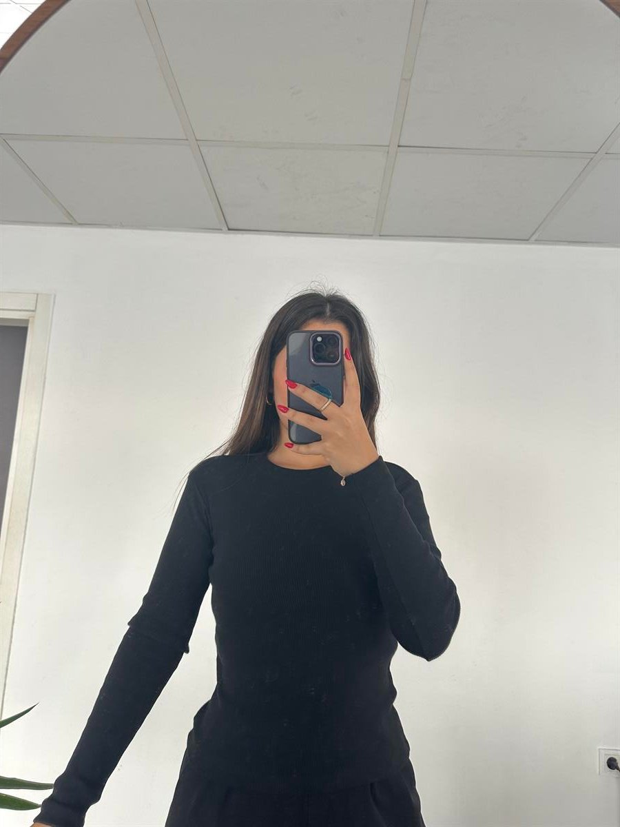SİYAH UZUN KOLLU BODY