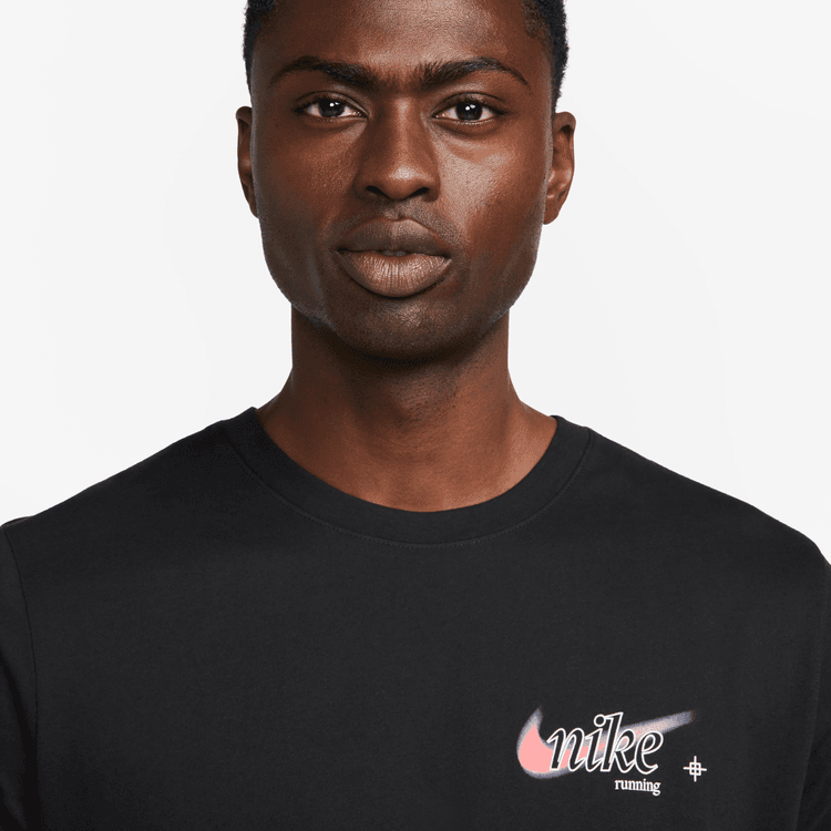 Nike Dri-FIT Erkek Tişörtü