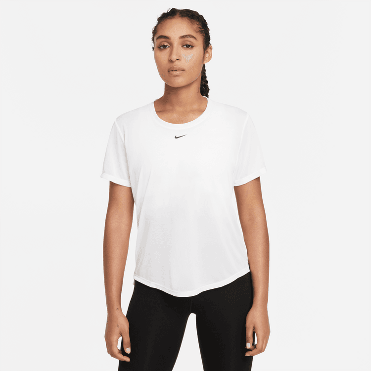 Nike Dri-FIT One Standart Kesim Kısa Kollu Üst