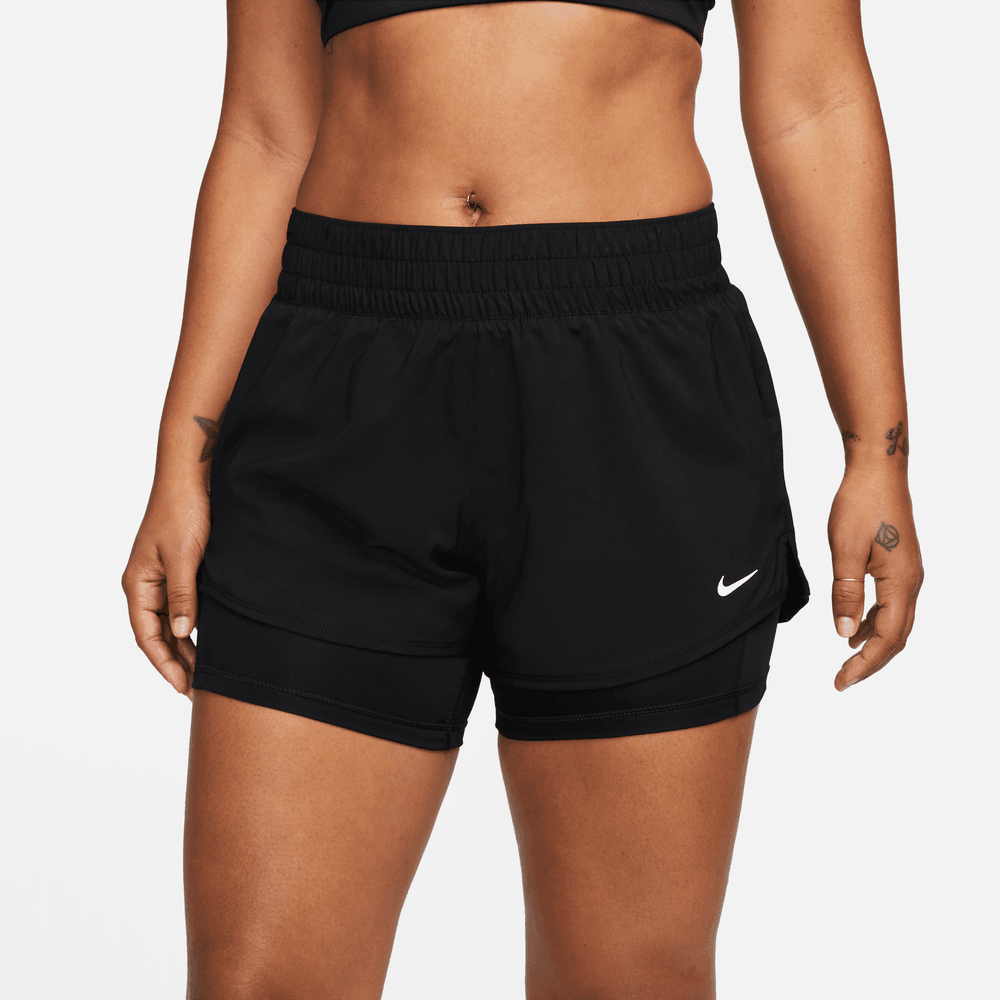 Nike One Dri-FIT Normal Belli 8 cm 2'si 1 Arada Kadın Şortu