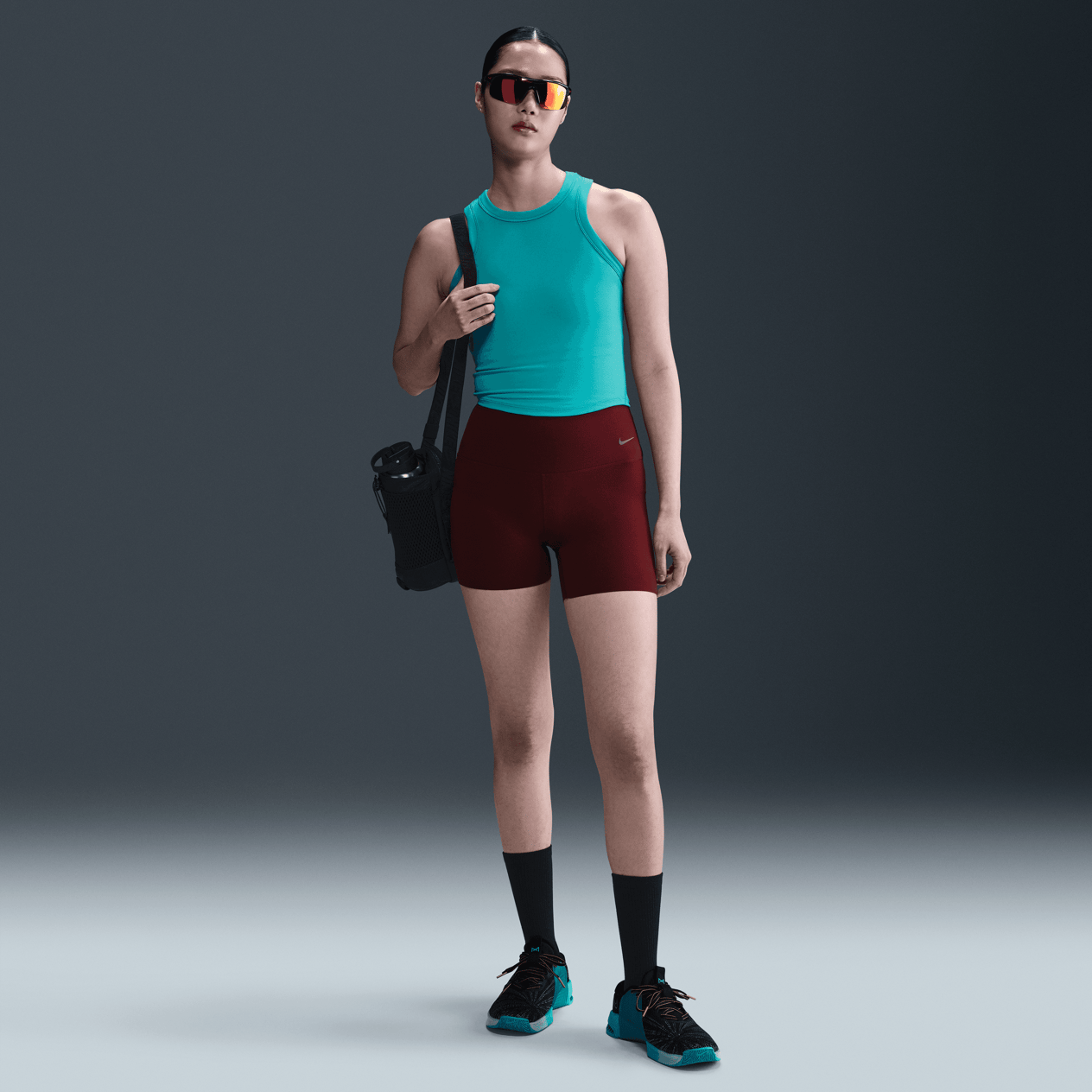 Nike One Fitted Dri-FIT Crop Kadın Atleti