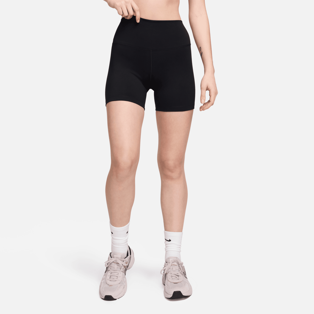 Nike One Yüksek Belli 13 cm Kadın Bisiklet Şortu