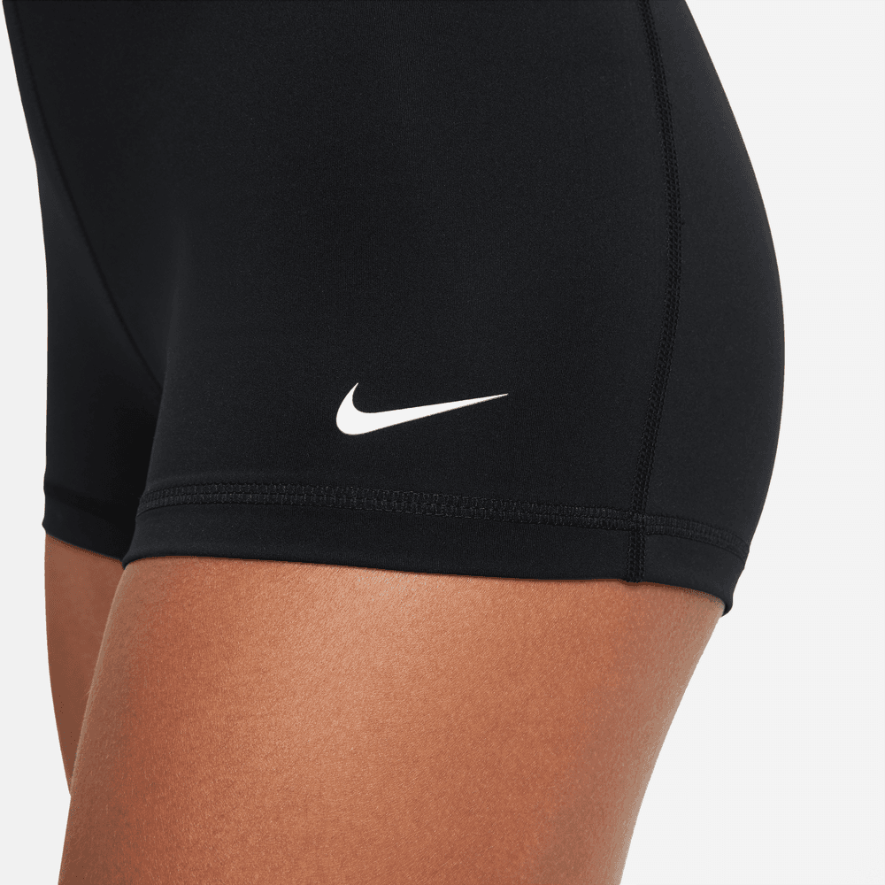 Nike Pro Kadın Şortu