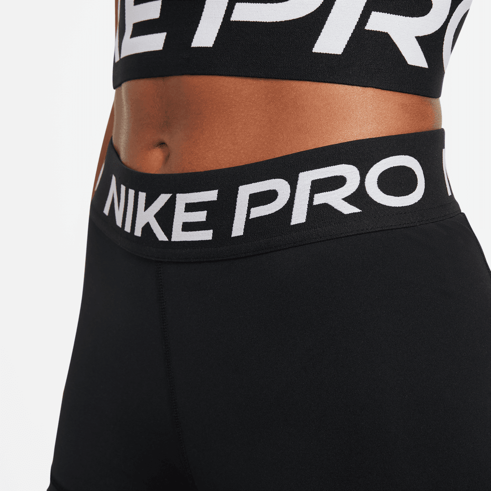 Nike Pro Kadın Şortu