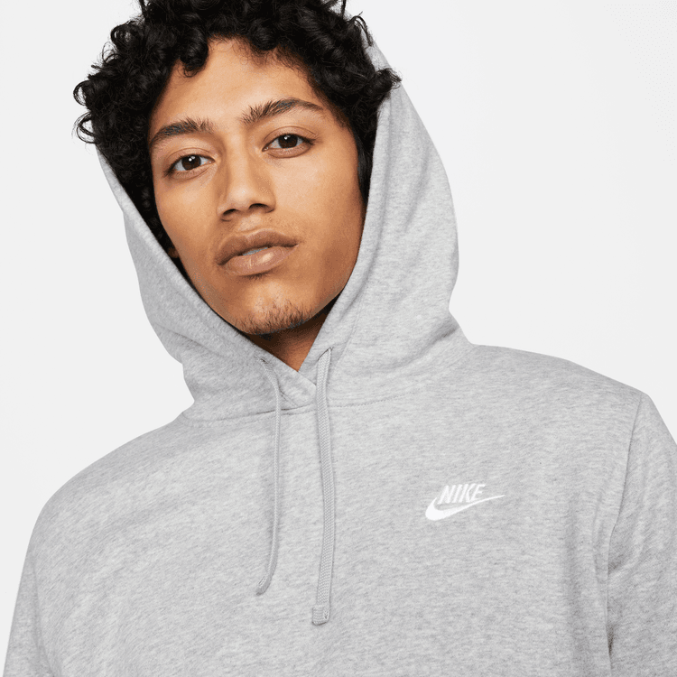 Nike Sportswear Club Fleece Kadın Kapüşonlu Sweatshirt'ü