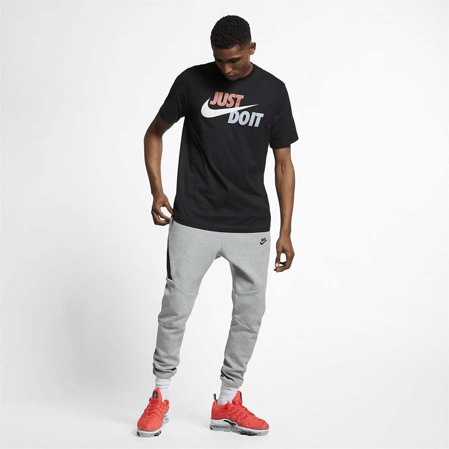 Nike Swoosh Just Do It Erkek Tişört