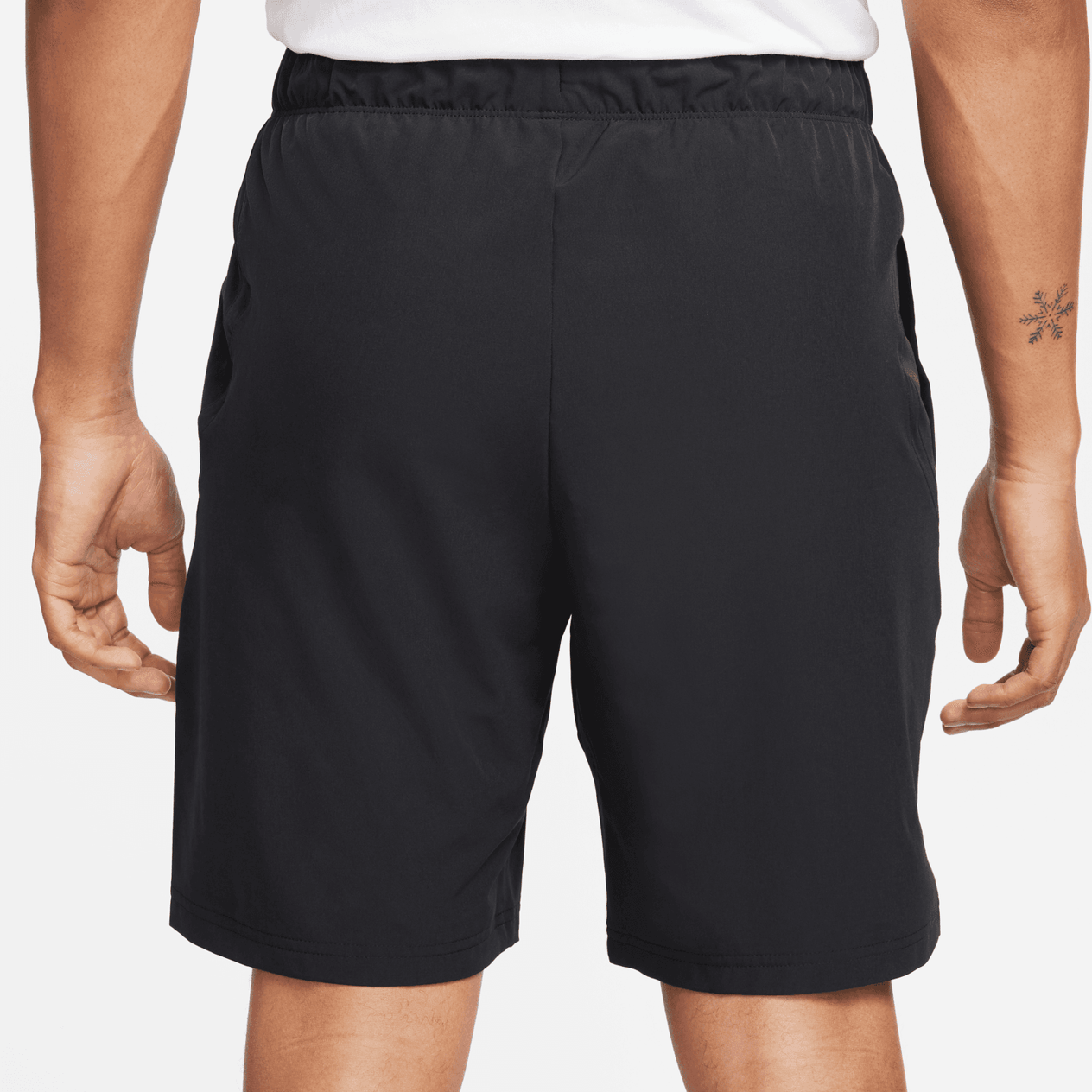 NikeCourt Advantage Dri-FIT 23 cm Erkek Tenis Şortu