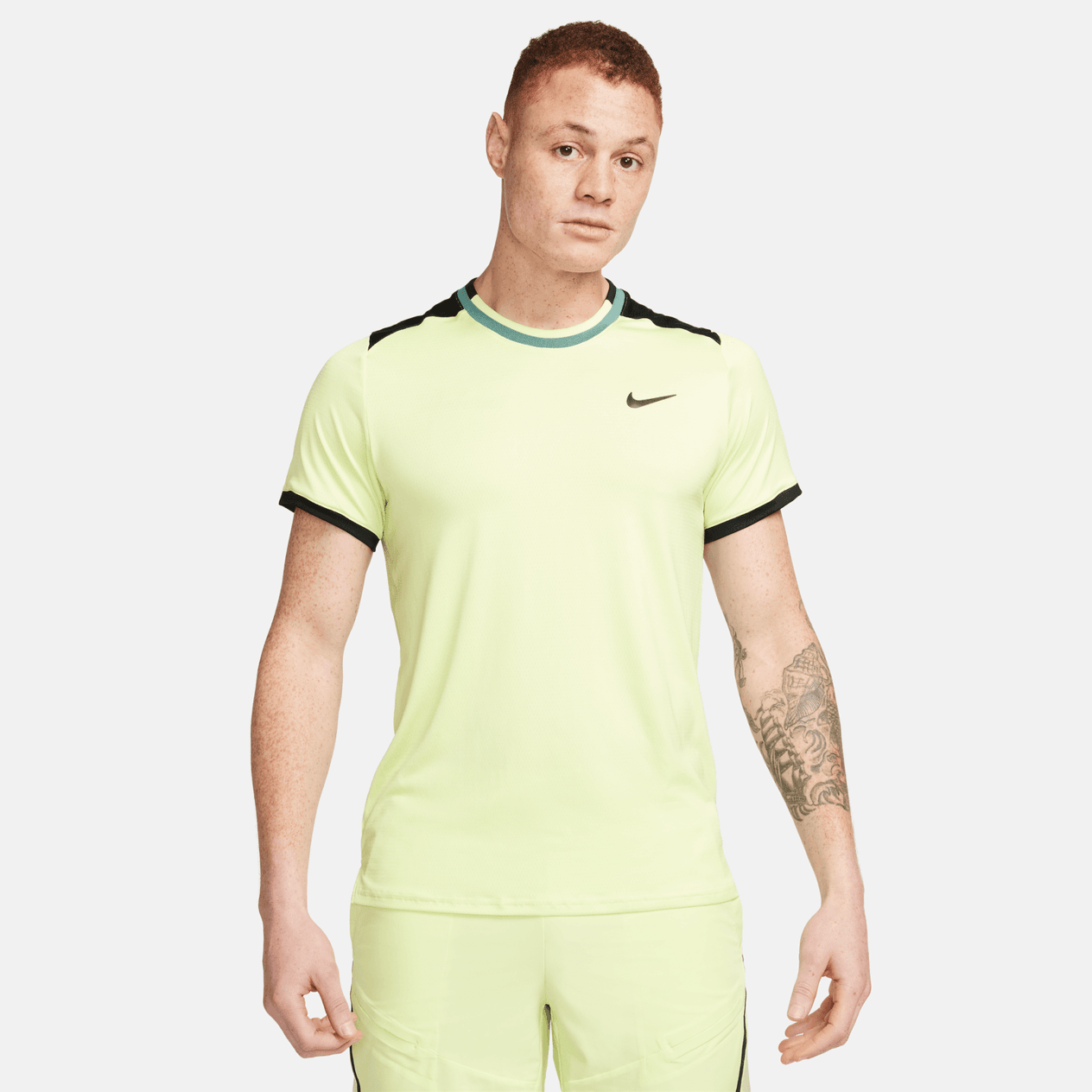 NikeCourt Dri-FIT Advantage Erkek Tenis Üstü