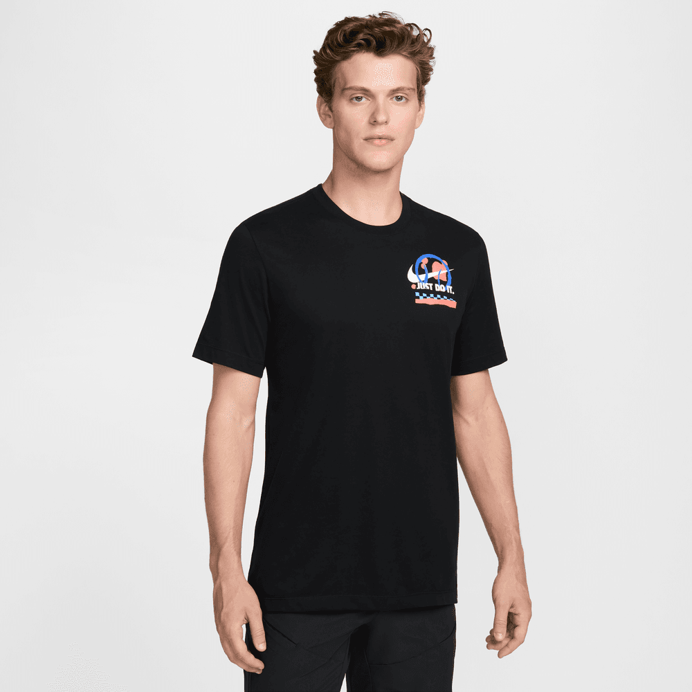 NikeCourt  Dri-FIT Erkek Tenis Tişörtü