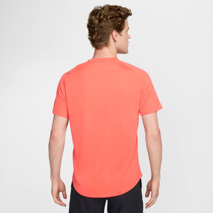 NikeCourt Dri-FIT Victory Erkek Tenis Tişörtü