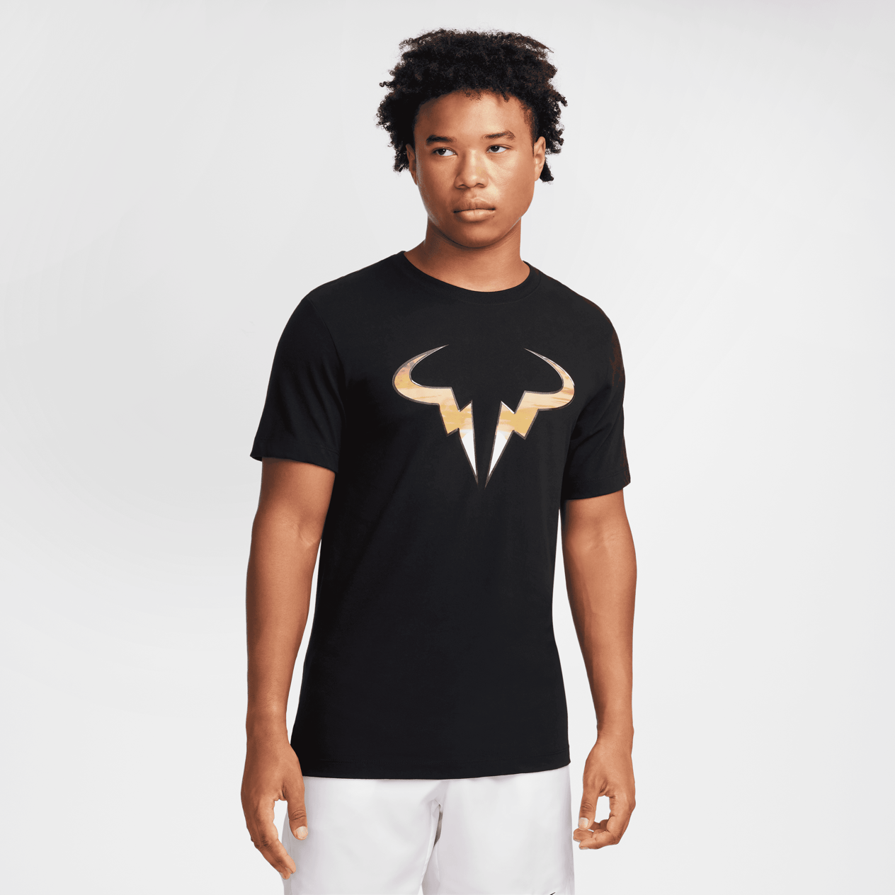 Rafa NikeCourt Dri-FIT Erkek Tenis Tişörtü