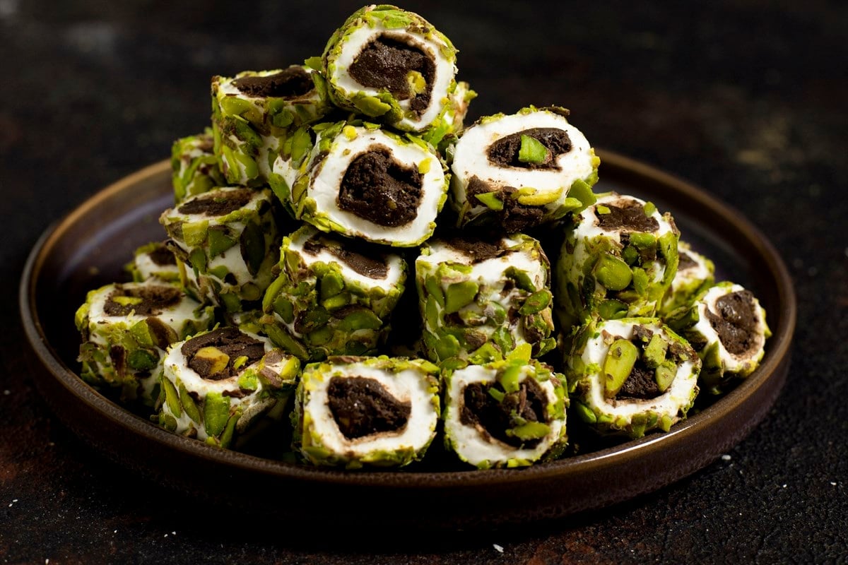 Antep Fıstıklı Çikolatalı Sarma
