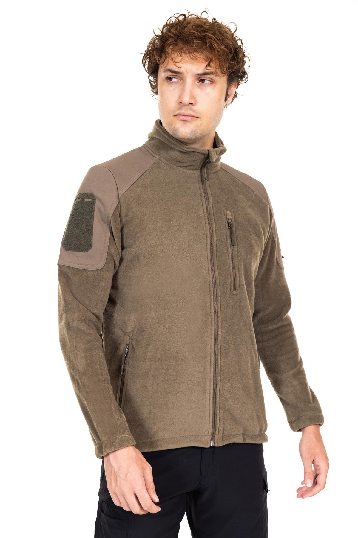 AKN 02 Polar Mont-Haki
