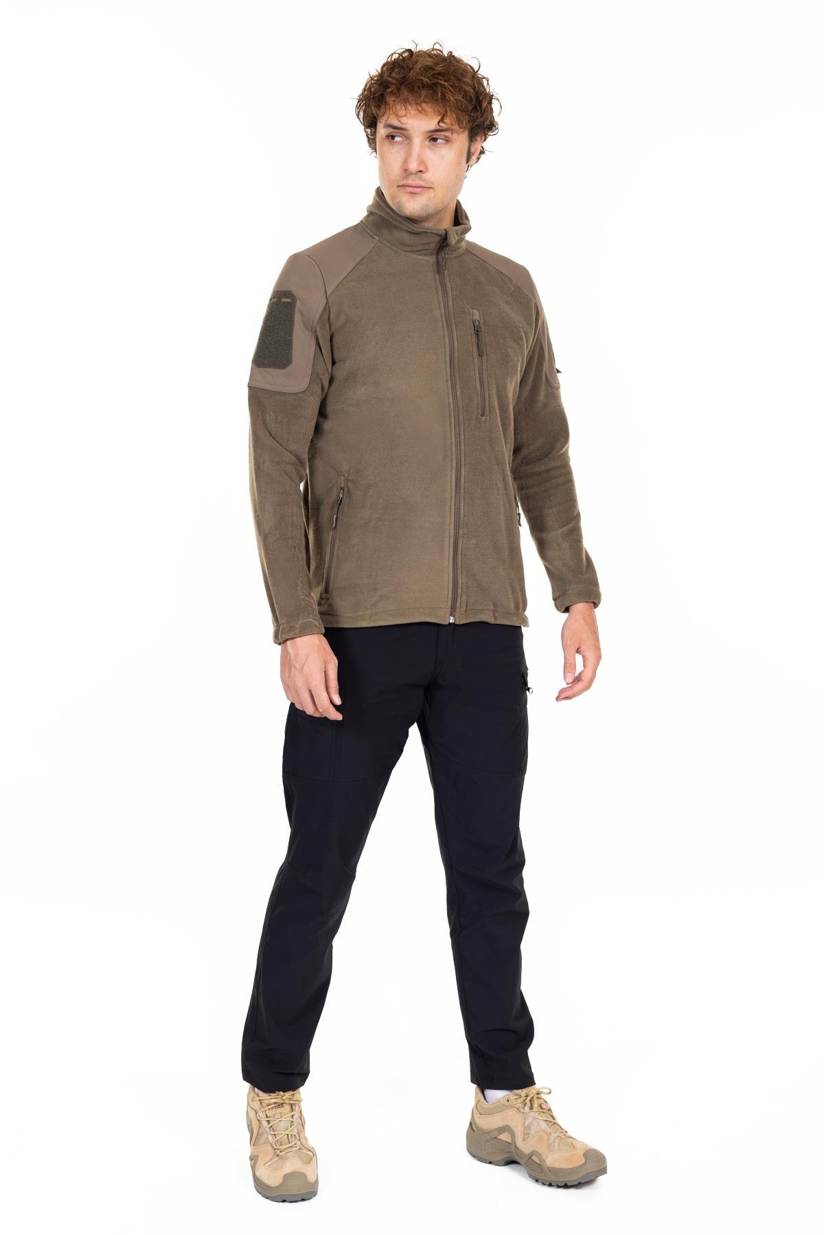 AKN 02 Polar Mont-Haki