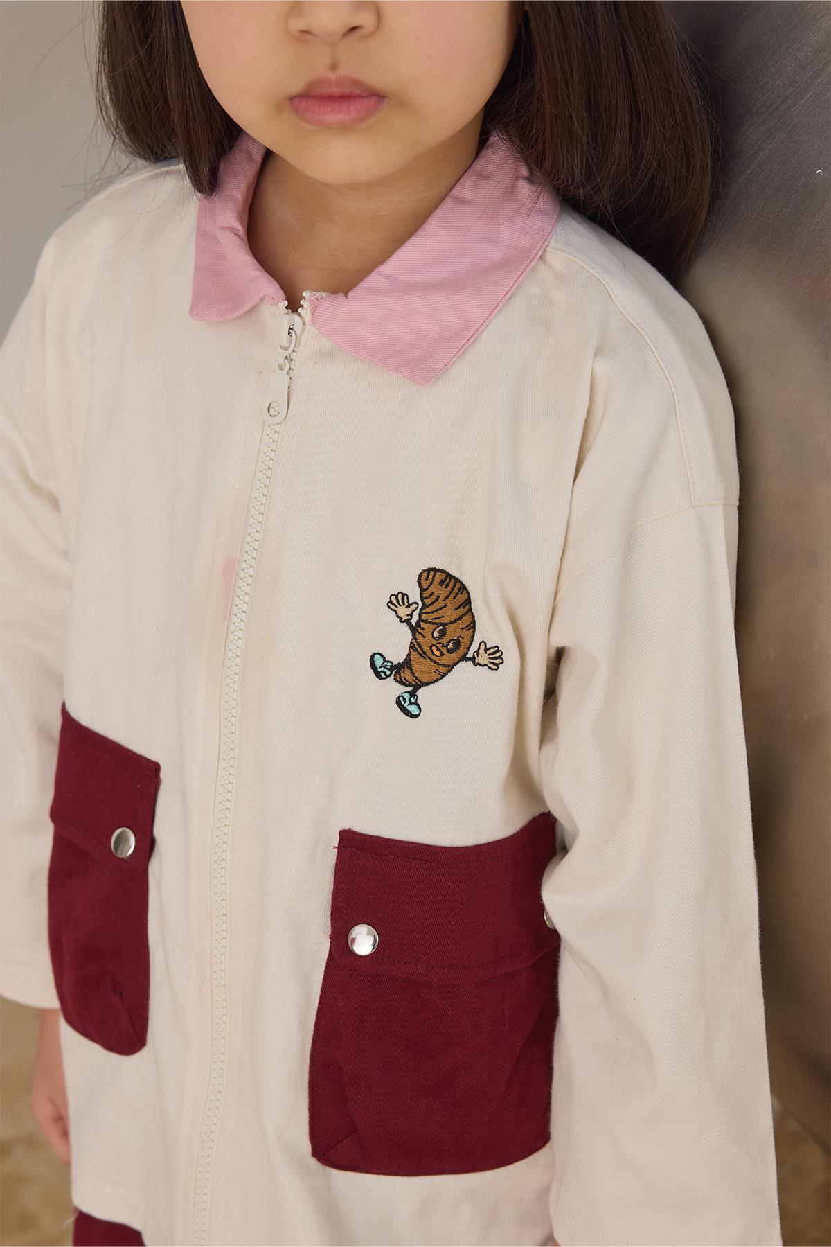 Nakış Detaylı Ceket - Pembe Yaka