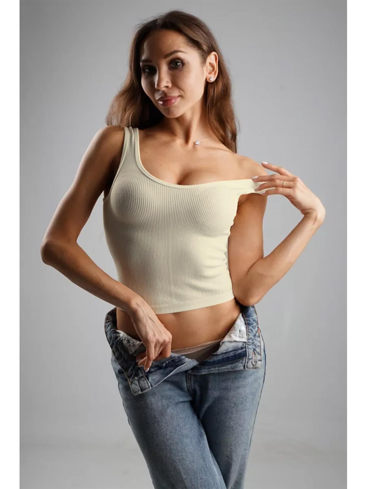 Model Sıkılaştırıcı Biker Crop Örme Ve Seamless Model Ekru Renk