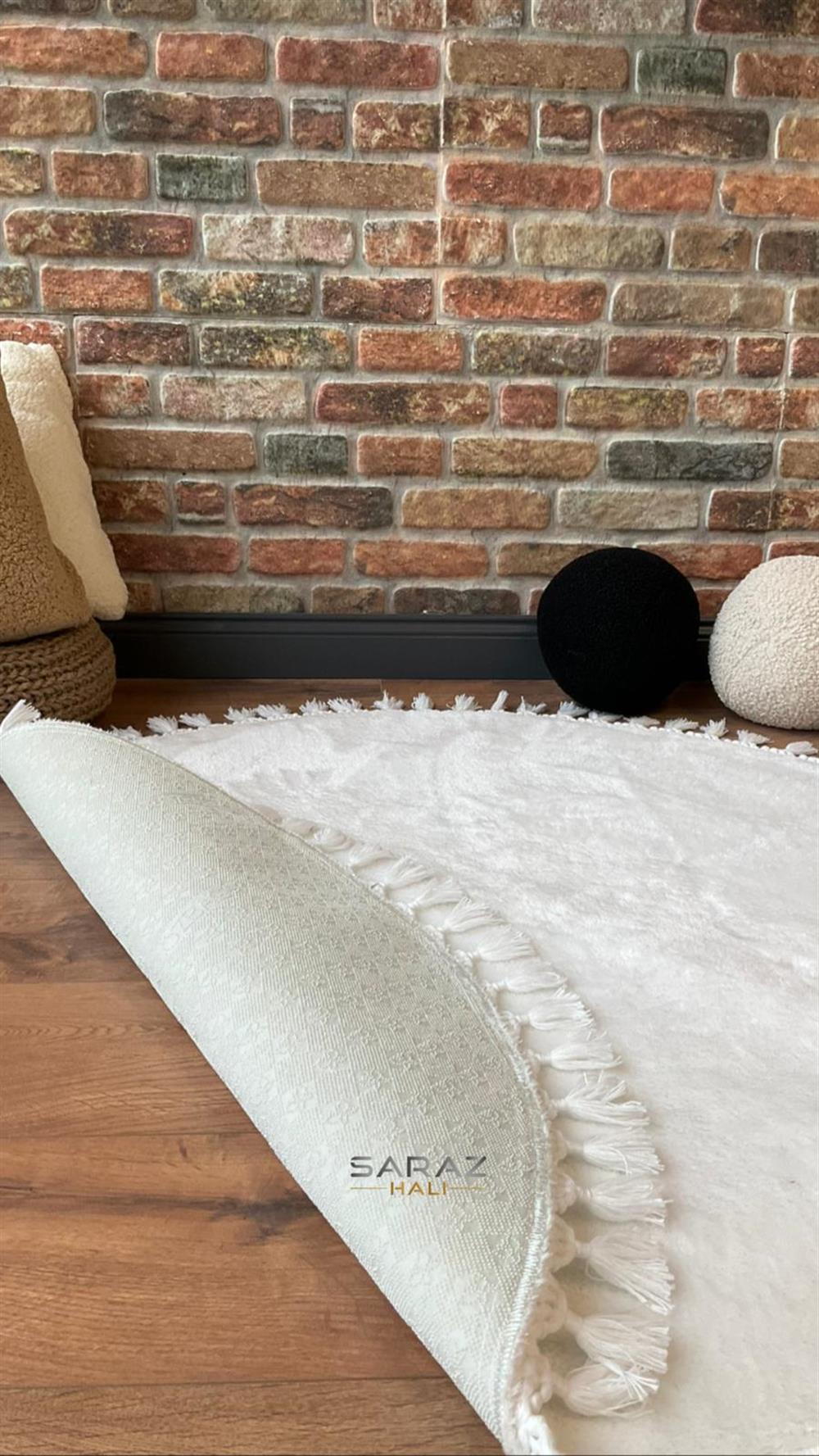 SARAZ HALISARAZ HALI Yuvarlak Comfort Puffy Beyaz Ponpon Saçaklı Yıkanabilir 