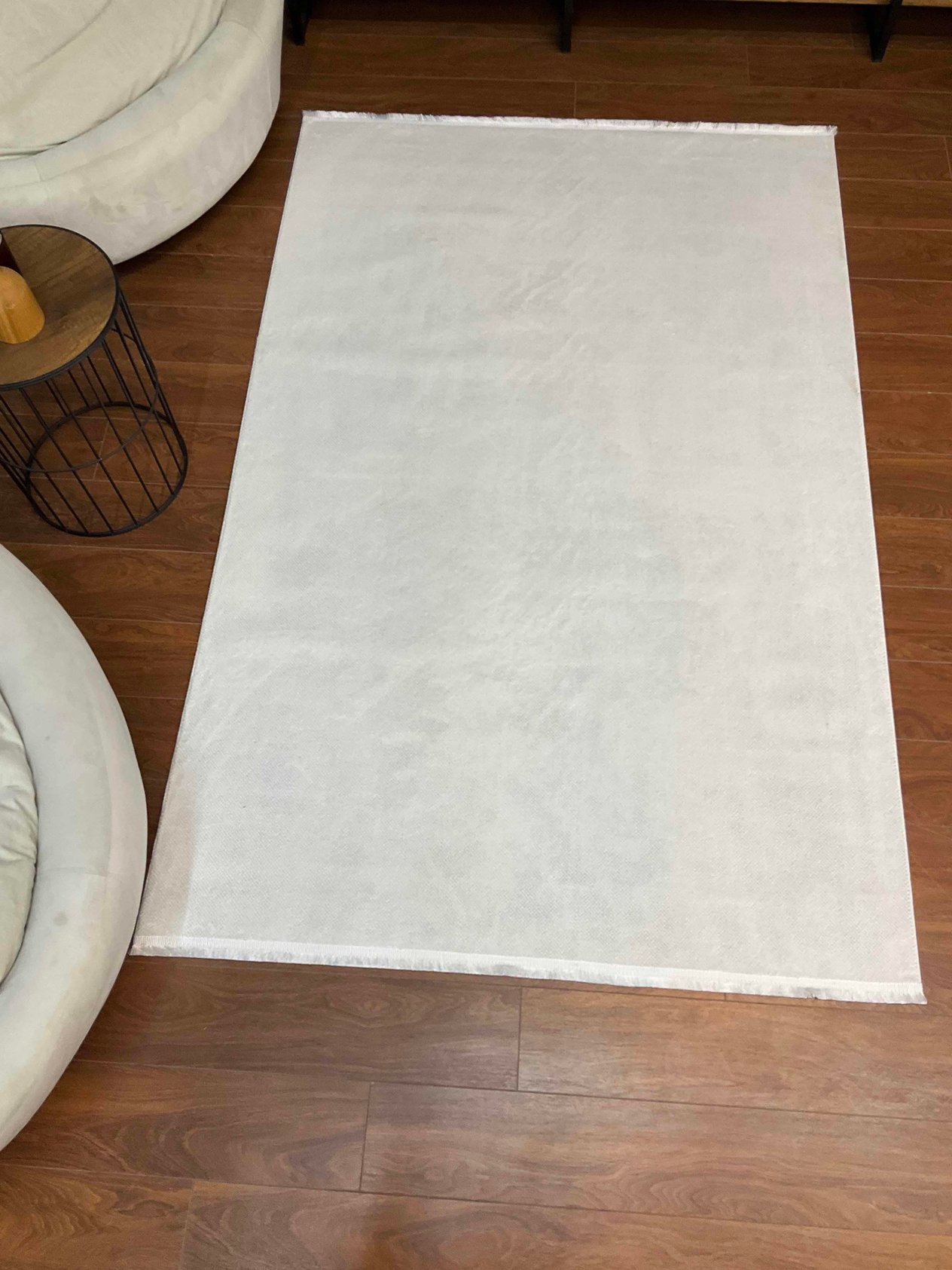 TİCİMAXSARAZ HALIPunto Tek Renk Beyaz Salon Halı Hav Vermez Mutfak Halı Etnik Desen Koridor Halı Kesme Yolluk