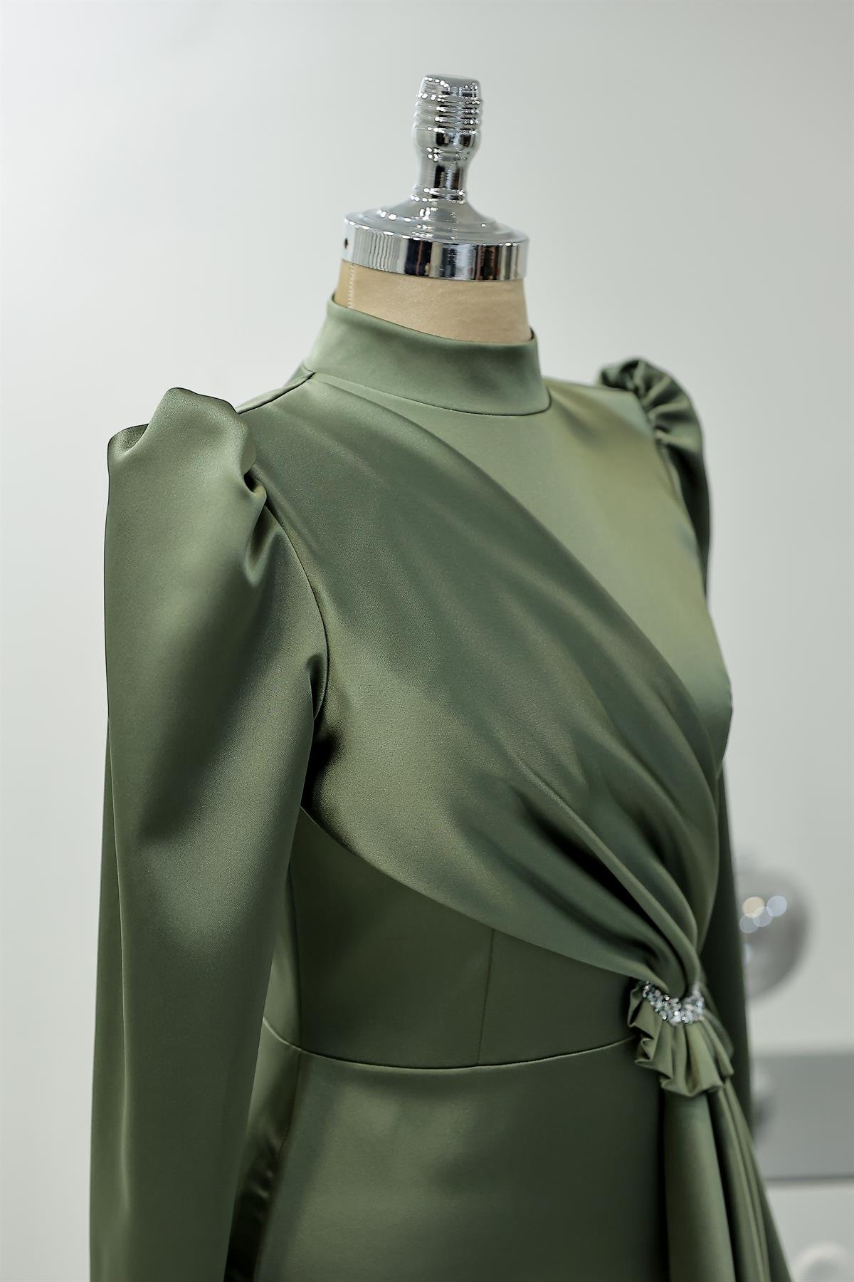 Drape Ve Taş Detaylı Ayşa Kalem Abiye Haki