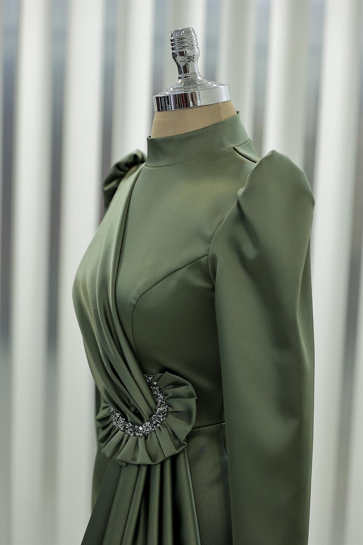 Drape Ve Taş Detaylı Ayşa Kalem Abiye Haki