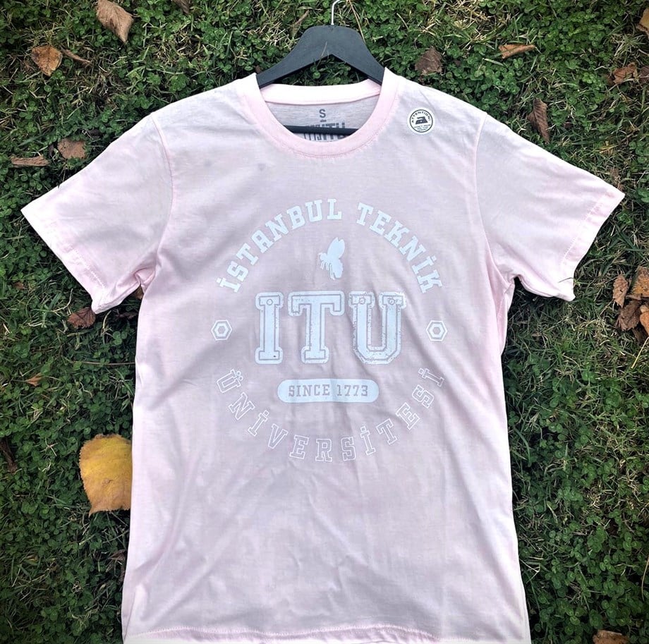 1773İtu.store Classic T-Shirt 