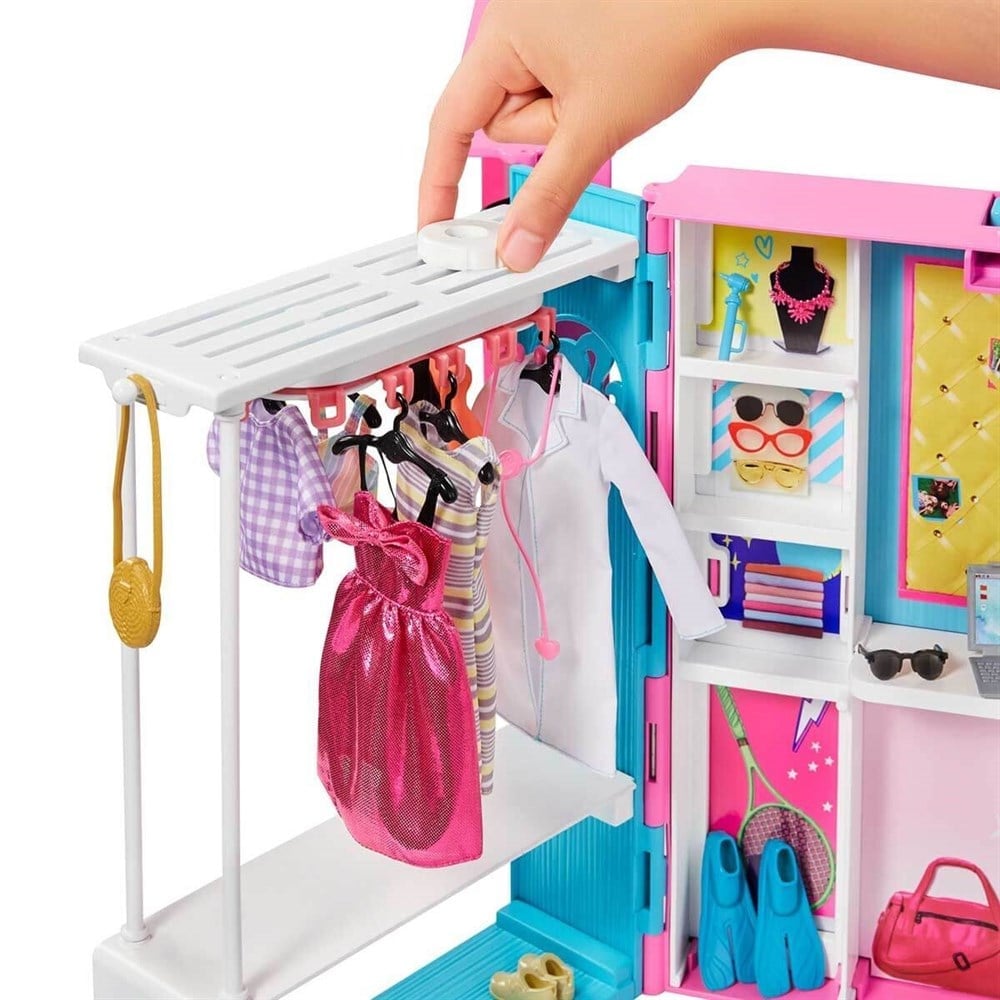 Mattel GBK10 Barbienin Rüya Dolap Seti