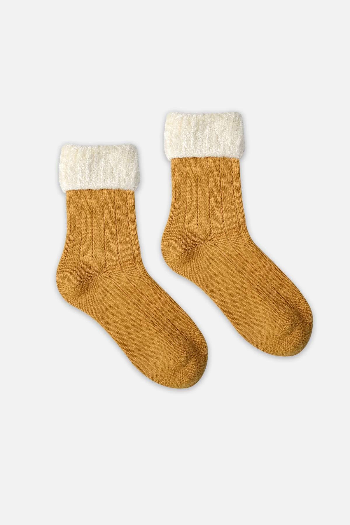 Aytuğ Kadın Kuzu Yünü (Lambswool) Tekli Hardal Soket Çorap A 45027 H