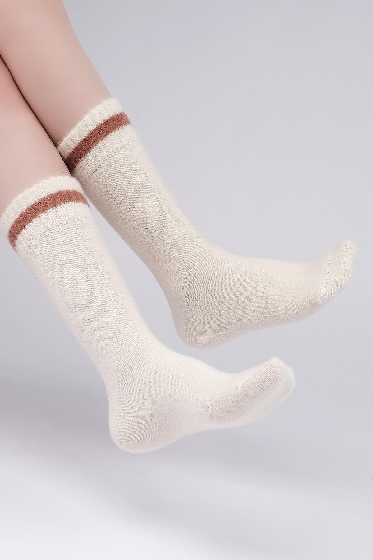 Mısırlı Kadın Soft Peluş Termal Tekli Ekru Soket Çorap