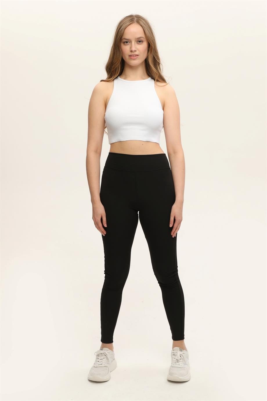 WELLWE-WELLWE BEYAZ CROP ATLET-T-Shirt & Atlet