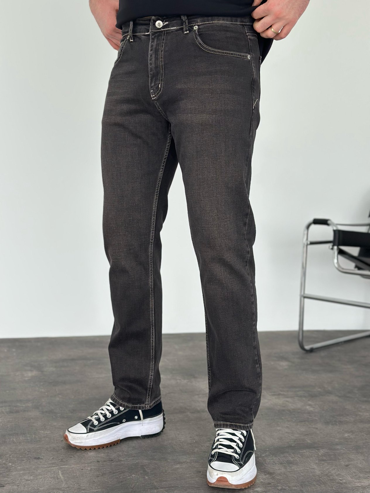 Beyaz Dikişli Kahve Yıkamalı Regular Fit Jean
