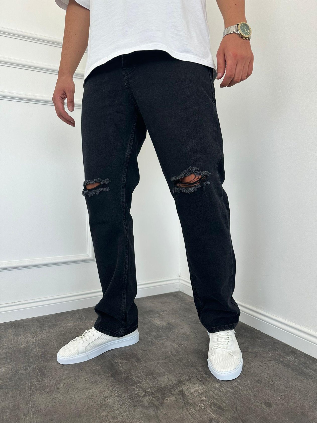Diz Yırtık Detaylı Antrasit Baggy Jean