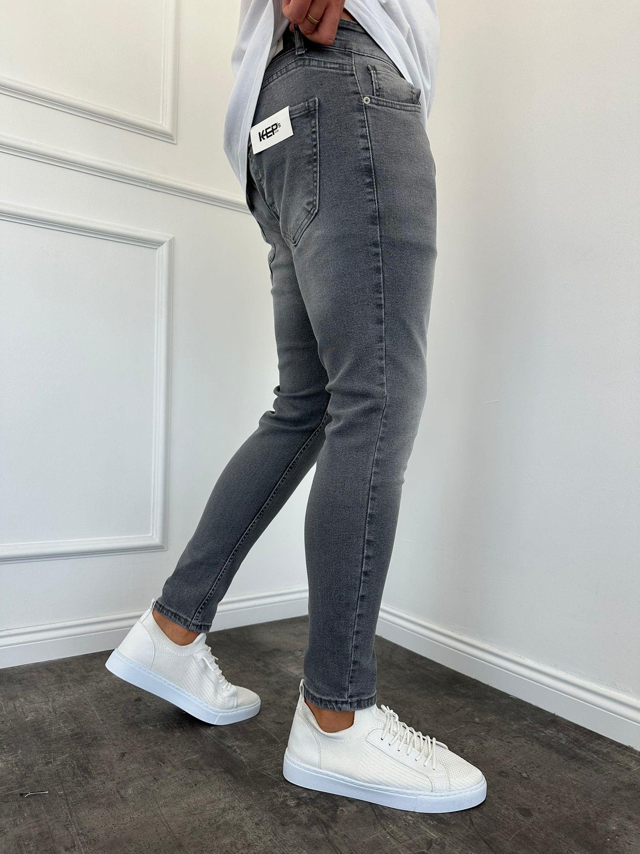 Gri Taşlamalı Slimfit Jean