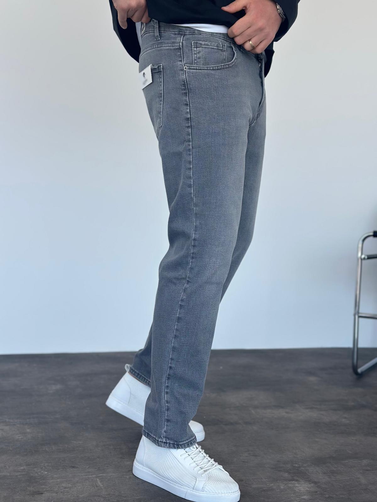 Koyu Gri Regular Fit Jean