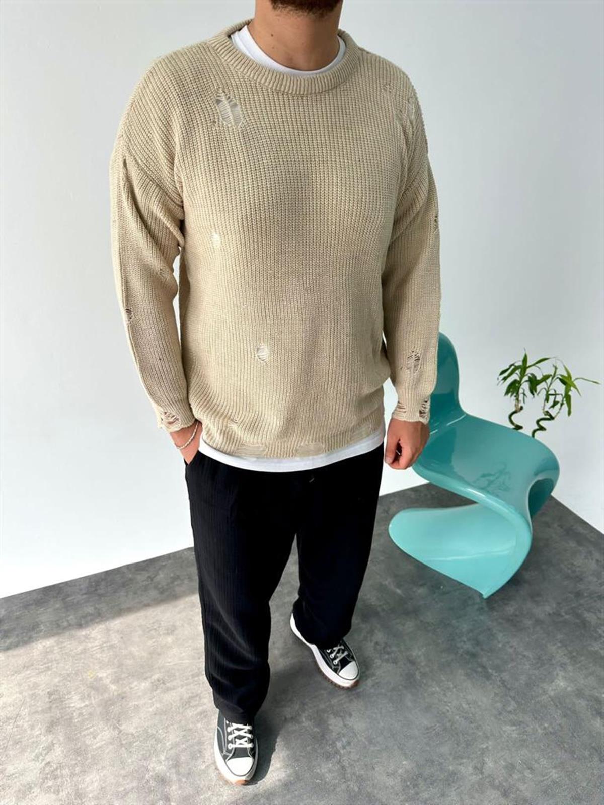 Krem Yırtık Detaylı Örme Kazak