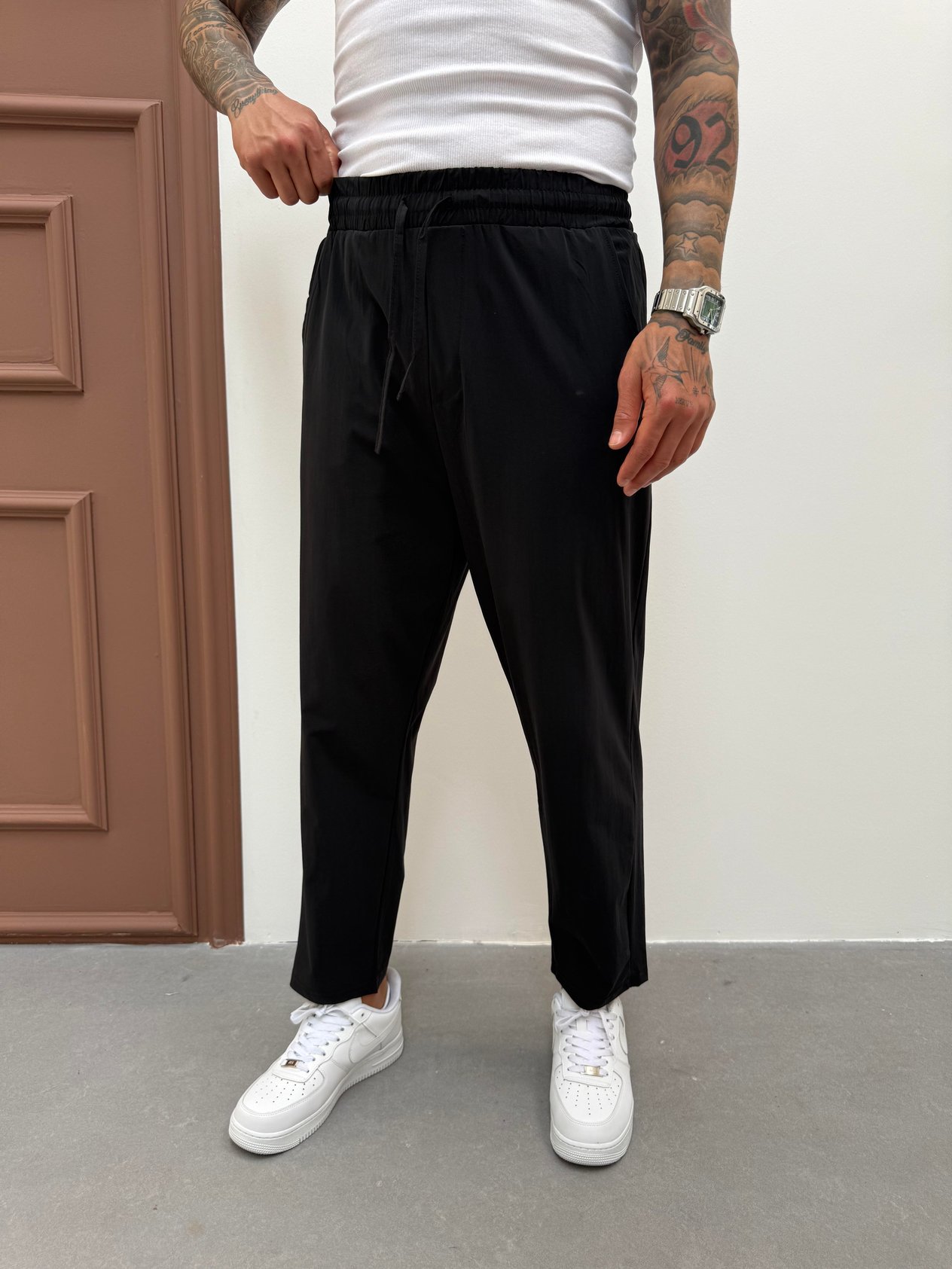 Siyah Paraşüt Kumaş Boyfriend Pantolon