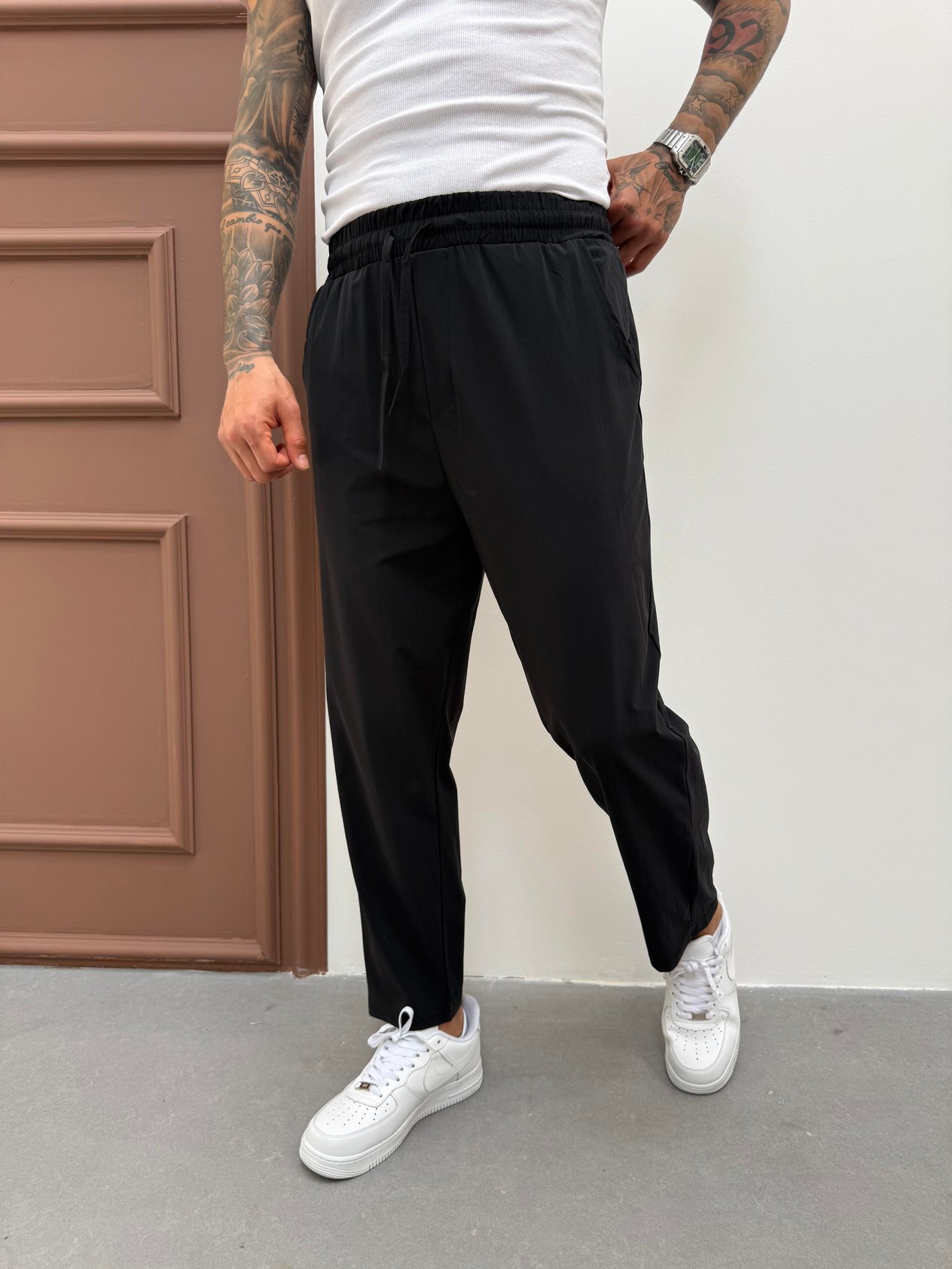 Siyah Paraşüt Kumaş Boyfriend Pantolon