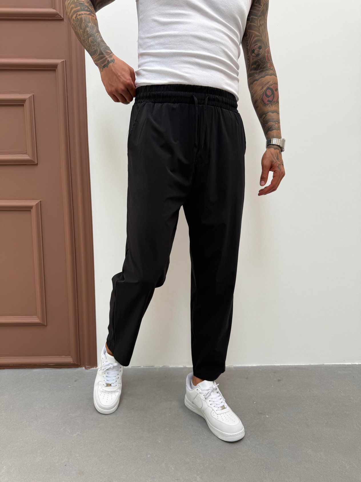 Siyah Paraşüt Kumaş Boyfriend Pantolon