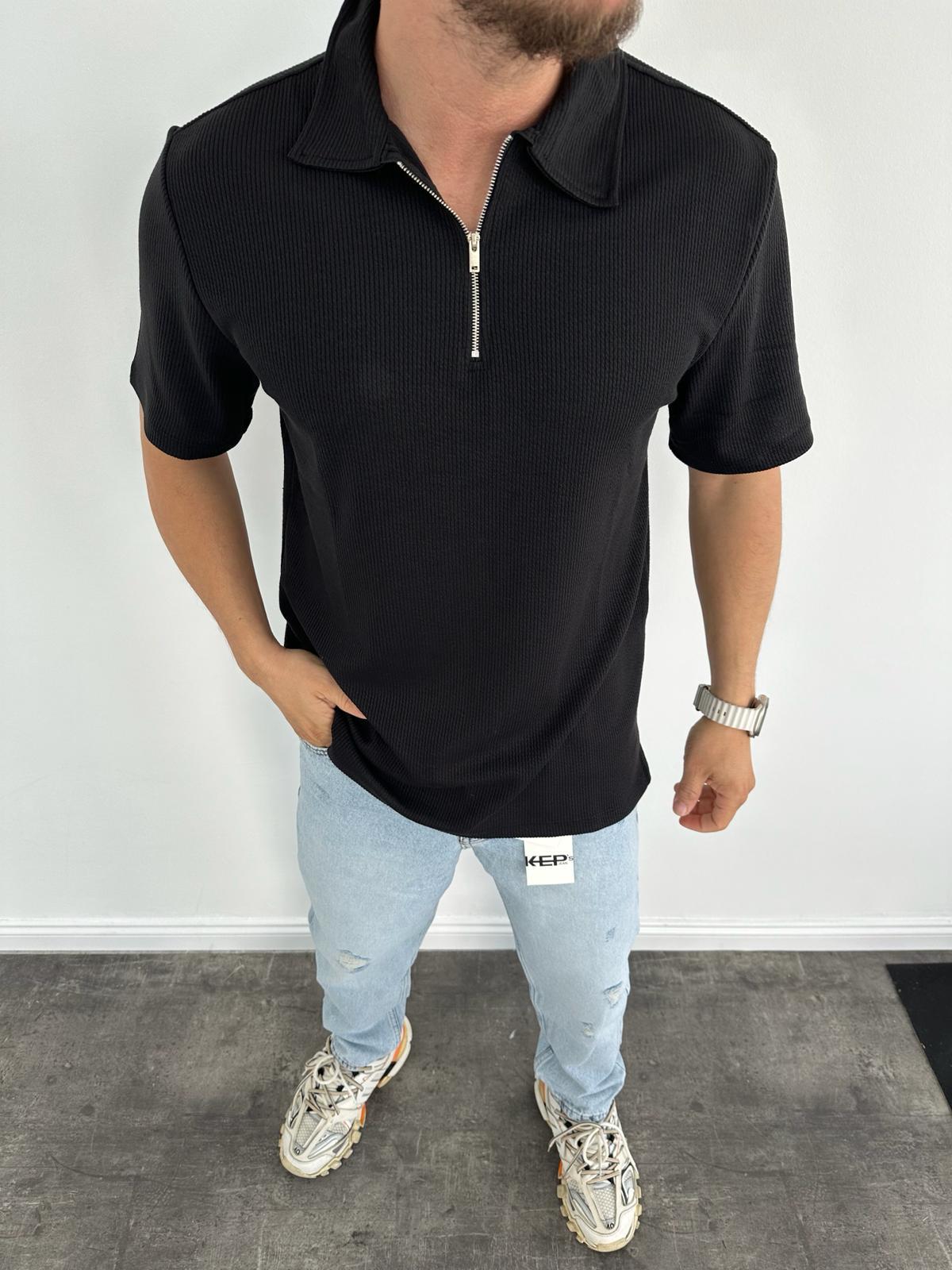 Siyah Polo Yaka Fermuarlı T-Shirt