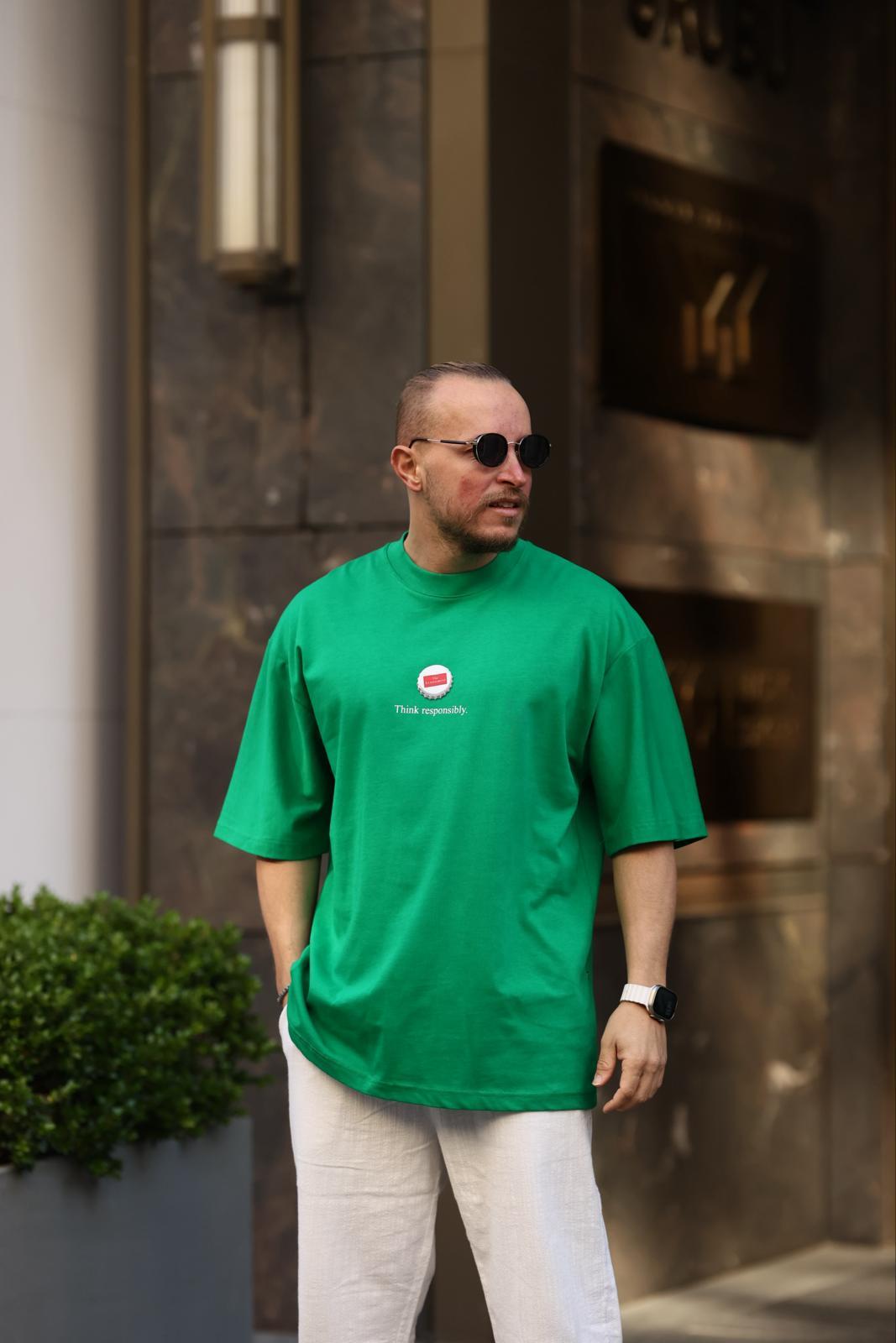 Yeşil Baskı Detaylı Oversize T-Shirt