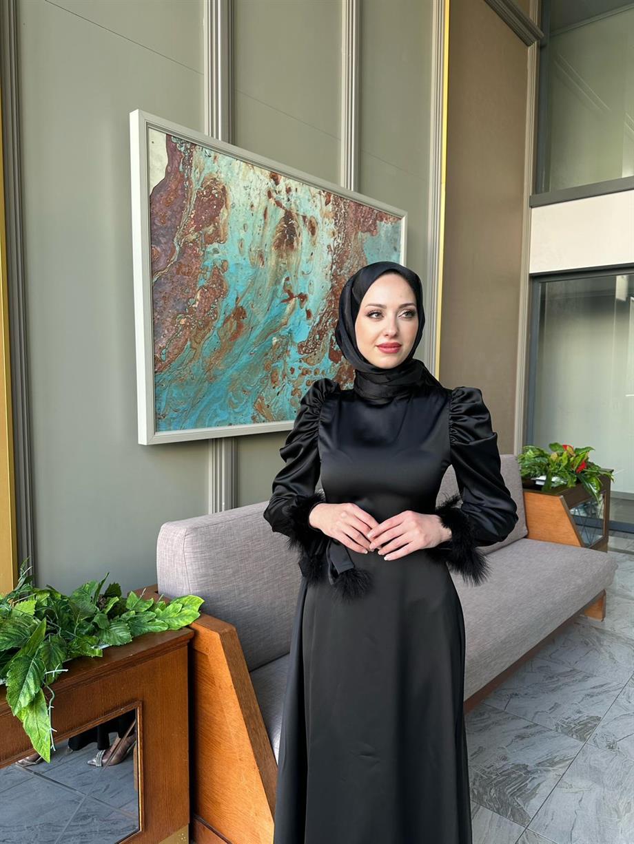 Abiye
Tüy Detaylı Abiye Siyah