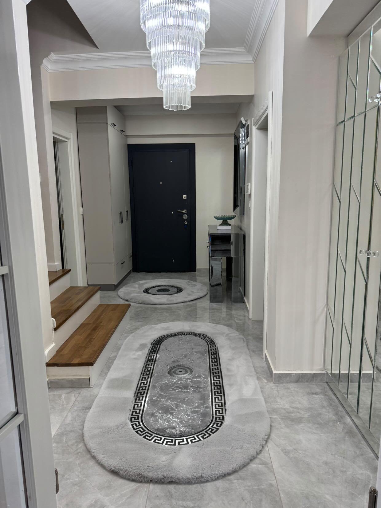 LUXURY FUR OVAL SİMLİ GRİ GÜMÜŞ DERİLİ