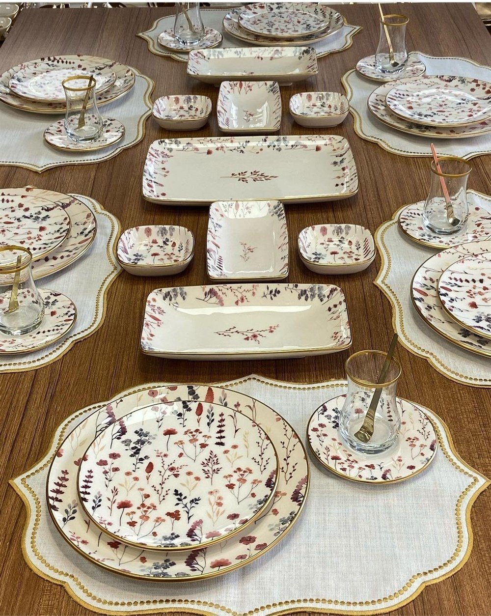 Çiçekli Kahvaltı Duble Set